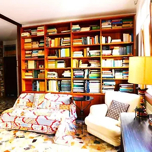  Apartment Nouvelle Vague